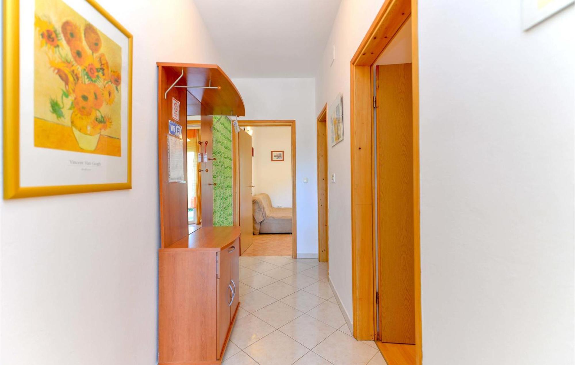 1 Bedroom Nice Apartment In 자다르 외부 사진
